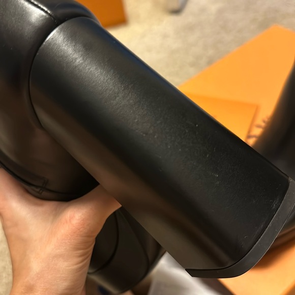 Louis Vuitton Shake Ankle Boot - Picture 12 of 15